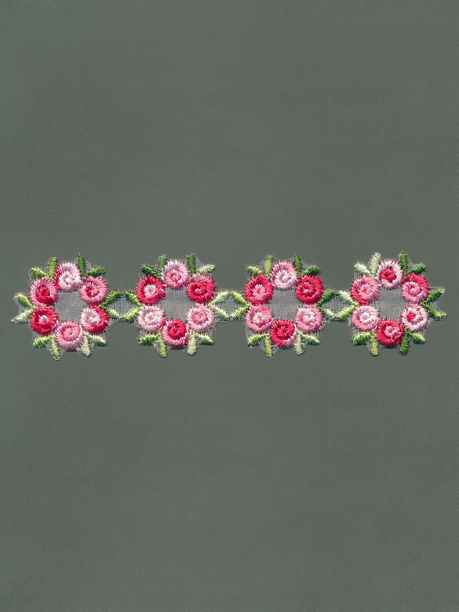 Blumenstickerei Organza Blumenstickerei Organza