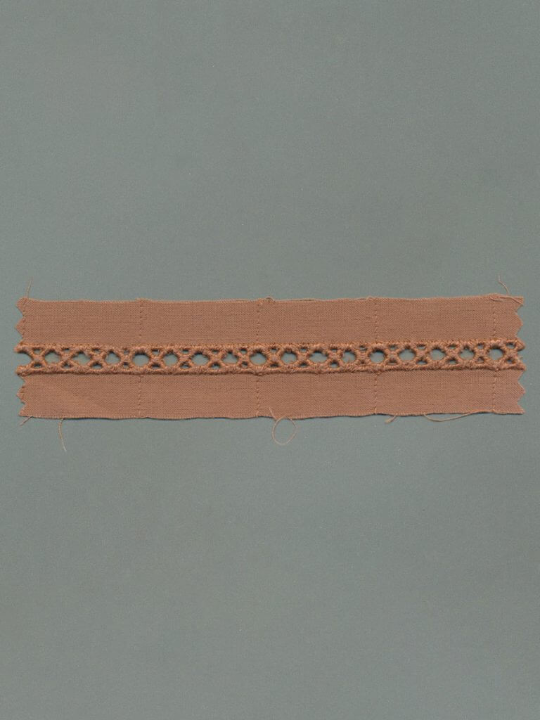 Broderie Anglaise Ajoure