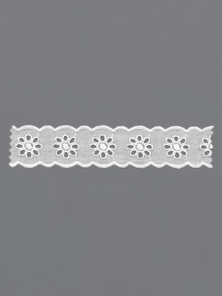 Broderie Anglaise Trimming